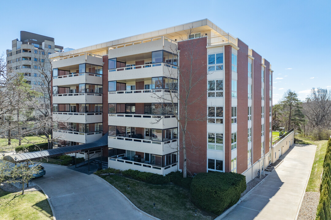 Co-Op in Des Moines, IA - Building Photo