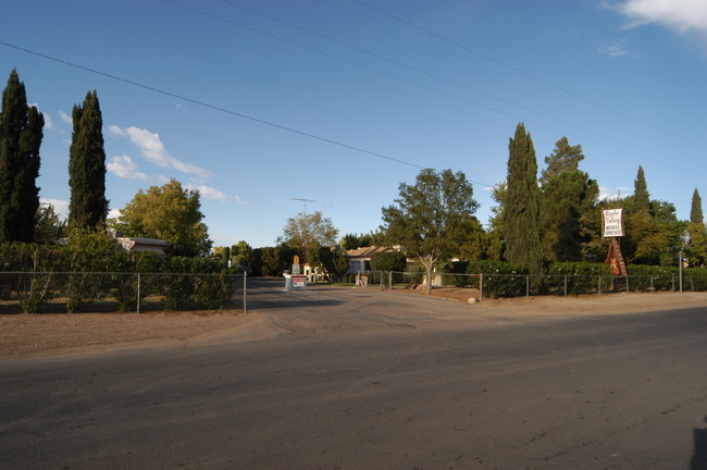 Apple Valley Ranchos Mobile Home Pk in Apple Valley, CA - Building Photo - Building Photo