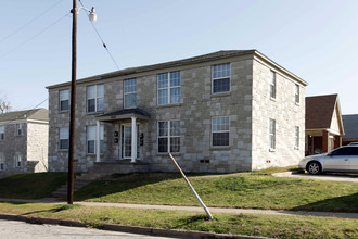 2400-2420 S Hudson Ave in Oklahoma City, OK - Building Photo - Building Photo