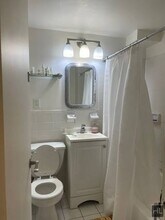 1435 York Ave-Unit -6D in New York, NY - Building Photo - Building Photo