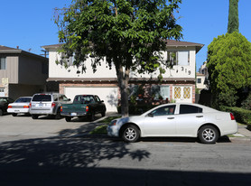 319 N Kenwood St in Glendale, CA - Foto de edificio - Building Photo