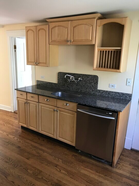 447 Beloit Ave in Forest Park, IL - Foto de edificio