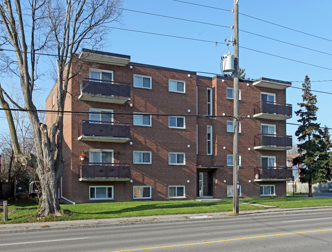 58 Park Rd S in Oshawa, ON - Building Photo - Primary Photo