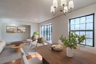 3325 Shady Hollow Ln in Dallas, TX - Building Photo - Building Photo