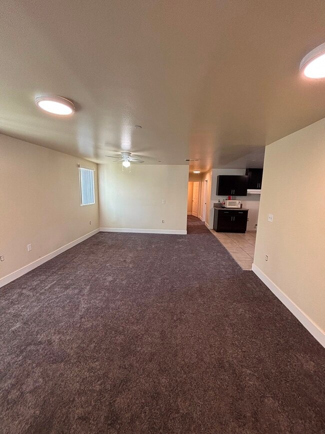 632 W 94th St in Los Angeles, CA - Building Photo - Building Photo