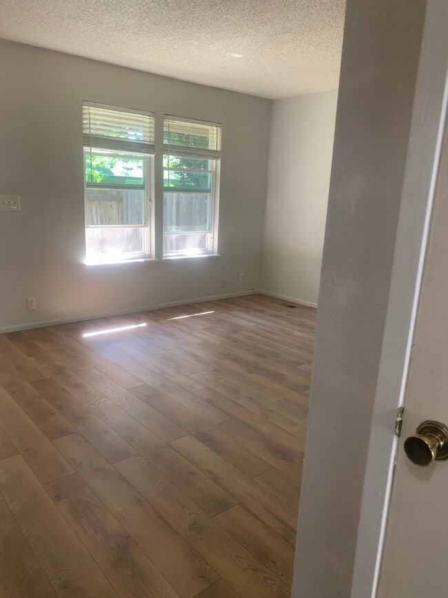 property at 8757 E Roundtree Ave