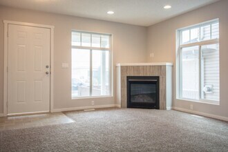 4705-C-4749 49 Ave in Leduc, AB - Building Photo - Building Photo