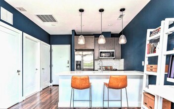 1111 Orren St NE in Washington, DC - Foto de edificio - Building Photo