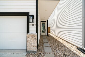 11325 Stonework Garden Ln in Houston, TX - Building Photo - Building Photo