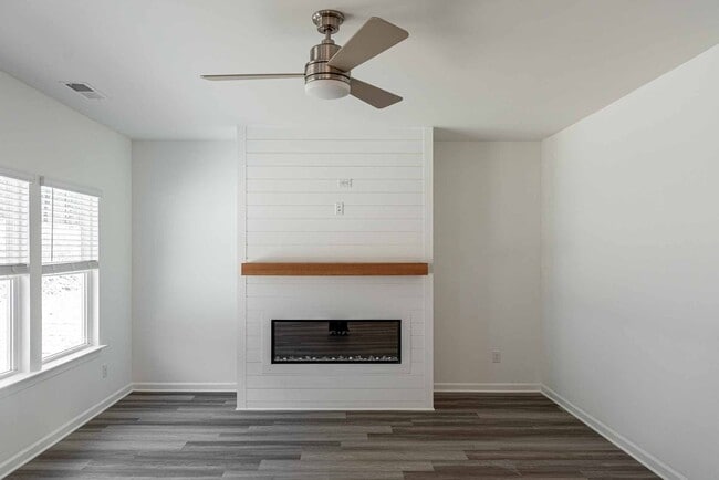 3362 Skyland Dr in Loganville, GA - Building Photo - Building Photo