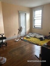 28 Sidlaw Rd in Boston, MA - Building Photo - Building Photo
