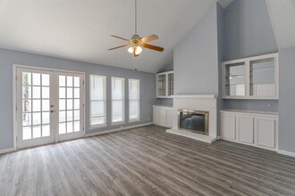 4132 Boone Rd in Houston, TX - Building Photo - Building Photo