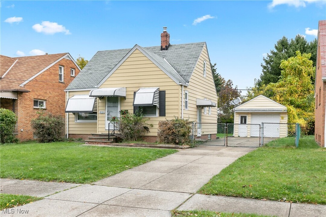 20351 Ball Ave in Euclid, OH - Building Photo