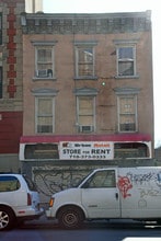 924 Myrtle Avenue in Brooklyn, NY - Building Photo - Building Photo
