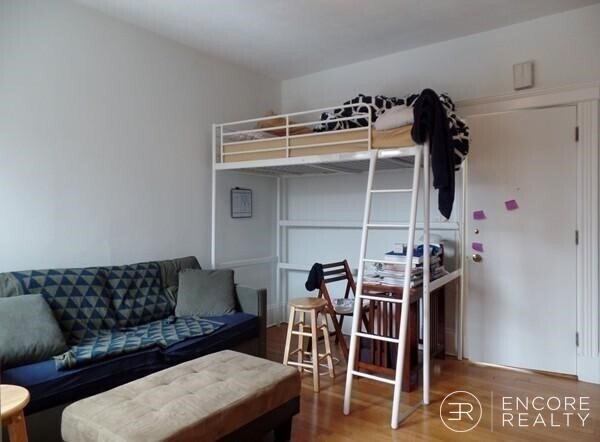 99 Marion St in Brookline, MA - Building Photo