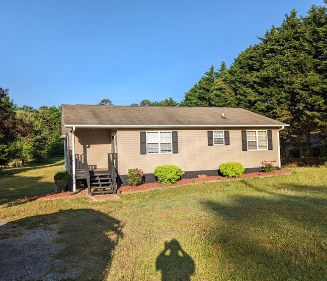 property at 161 Robertson Loop Rd