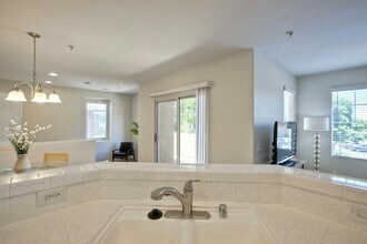 33657 Emerson Way in Temecula, CA - Building Photo - Building Photo