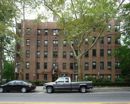 170 Hartsdale Ave Apartments