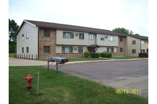 Lafayette Manor Apartments