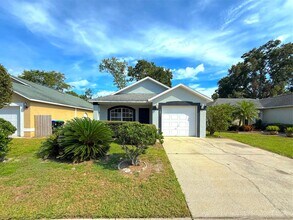 1671 Sunset View Cir in Apopka, FL - Building Photo - Building Photo