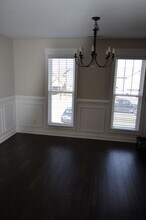 1062 Harrison Way in Clarksville, TN - Building Photo - Building Photo