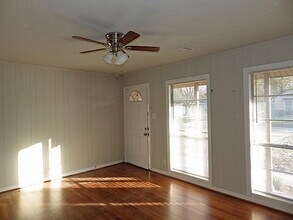 5719 Ricky St in Houston, TX - Building Photo - Building Photo