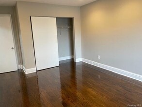 659 Chestnut St in Cedarhurst, NY - Building Photo - Building Photo