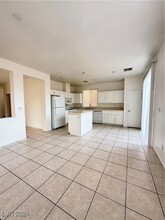 4524 Flaming Ridge Trail in Las Vegas, NV - Building Photo - Building Photo