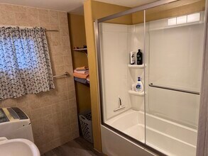 923 Davis St in Elmira, NY - Building Photo - Building Photo