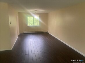 1840 Shepard Ave in Hamden, CT - Building Photo - Building Photo