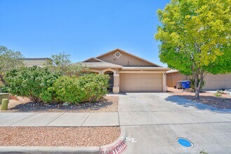 11305 Cattle Ranch St in El Paso, TX - Building Photo - Building Photo