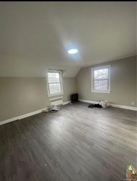 20 Ingraham Ln in Hempstead, NY - Foto de edificio - Building Photo