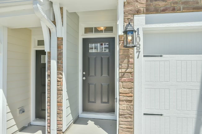 1087 Manorhaven Dr in Durham, NC - Building Photo - Building Photo