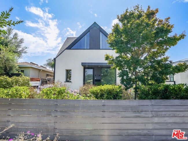 3641 Greenwood Ave in Los Angeles, CA - Building Photo - Building Photo