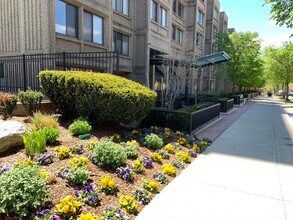 1731 Beacon St in Brookline, MA - Building Photo - Building Photo
