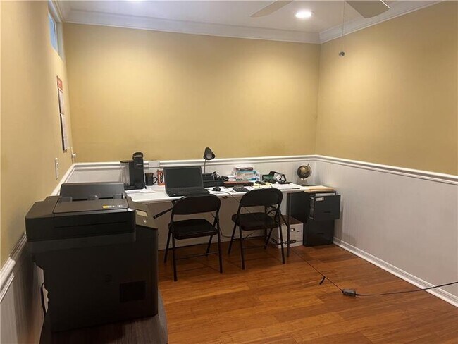 property at 17265 Lake Park Rd
