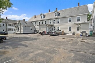 38 London St in Lowell, MA - Building Photo - Building Photo