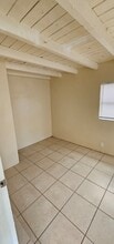 1501 NW 24th Ave in Fort Lauderdale, FL - Foto de edificio - Building Photo