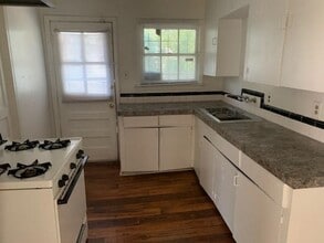 3121 Cleburne St in Houston, TX - Foto de edificio - Building Photo