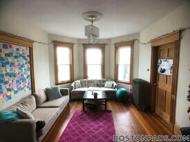 107 Calumet St, Unit 3 in Boston, MA - Building Photo