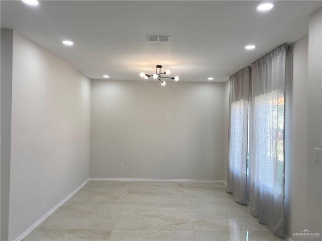 17 Toni Ln in Mission, TX - Building Photo - Building Photo