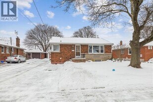 177 Allenby Ave in Hamilton, ON - Building Photo