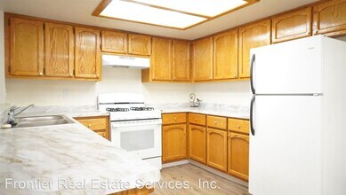 157 E Upjohn Ave in Ridgecrest, CA - Building Photo - Building Photo