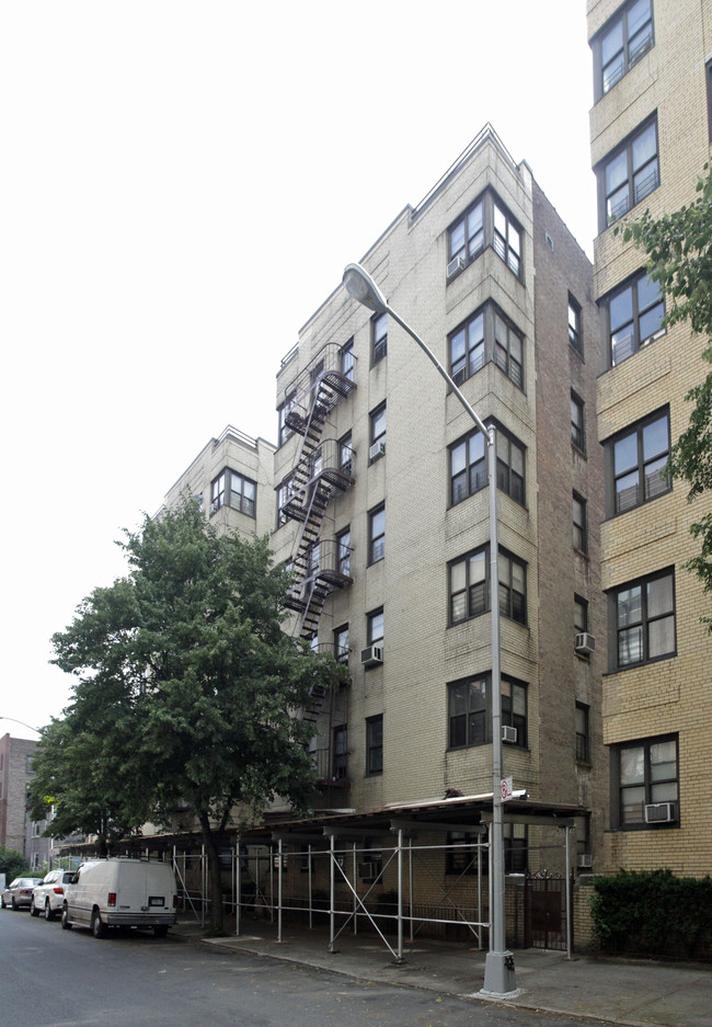 3010 Valentine Ave in Bronx, NY - Building Photo - Building Photo