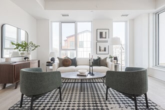 Daniels MPV2 in Brampton, ON - Building Photo - Building Photo