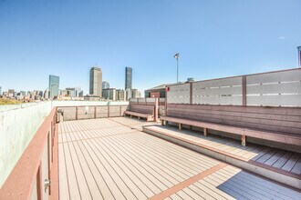 465 Commonwealth Ave, Unit 87 in Boston, MA - Foto de edificio - Building Photo