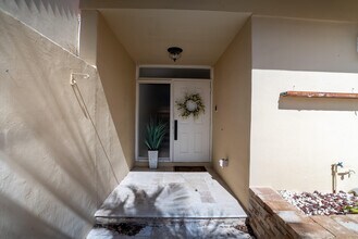 216 Old Meadow Way in Palm Beach Gardens, FL - Building Photo - Building Photo