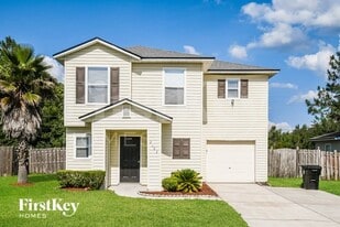 2163 Fresco Dr in Middleburg, FL - Building Photo