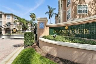5111 Bay Club Cir in Tampa, FL - Building Photo
