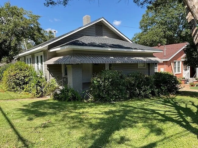 property at 328 Calloway St